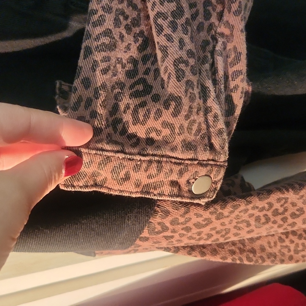 Corduroy Shacket - Picture 4 of 7